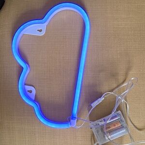 Cloud-Shaped LED Wall Light - Blue No Box